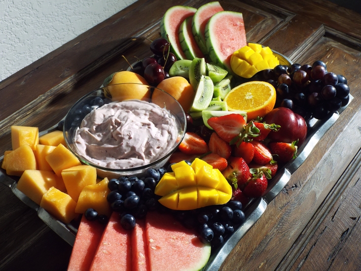 Creamy Raspberry Fruit Dip