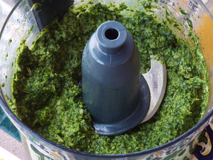 Pesto prep