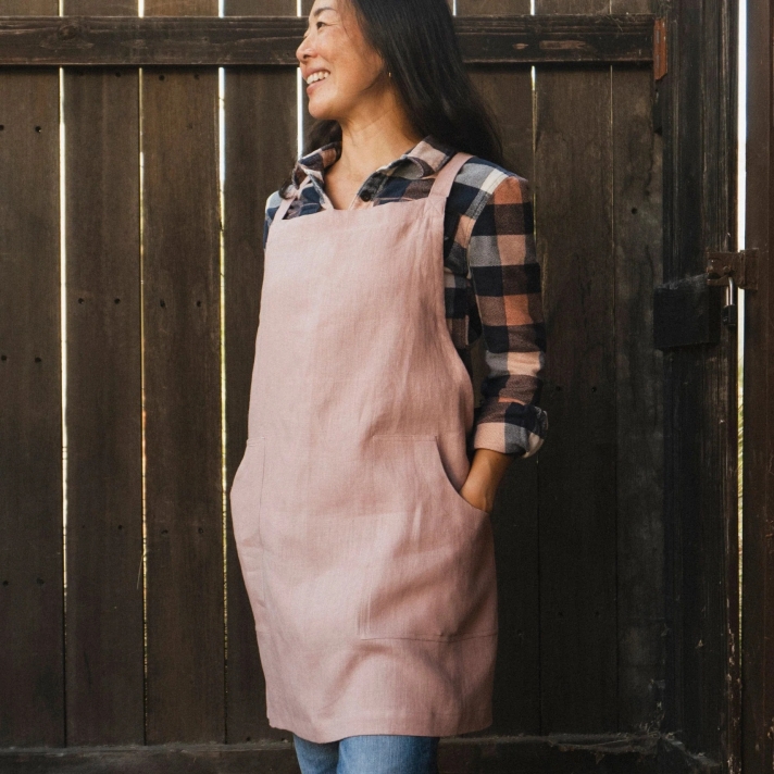 Easy Linen Pinafore-Apron n Dusty Pink